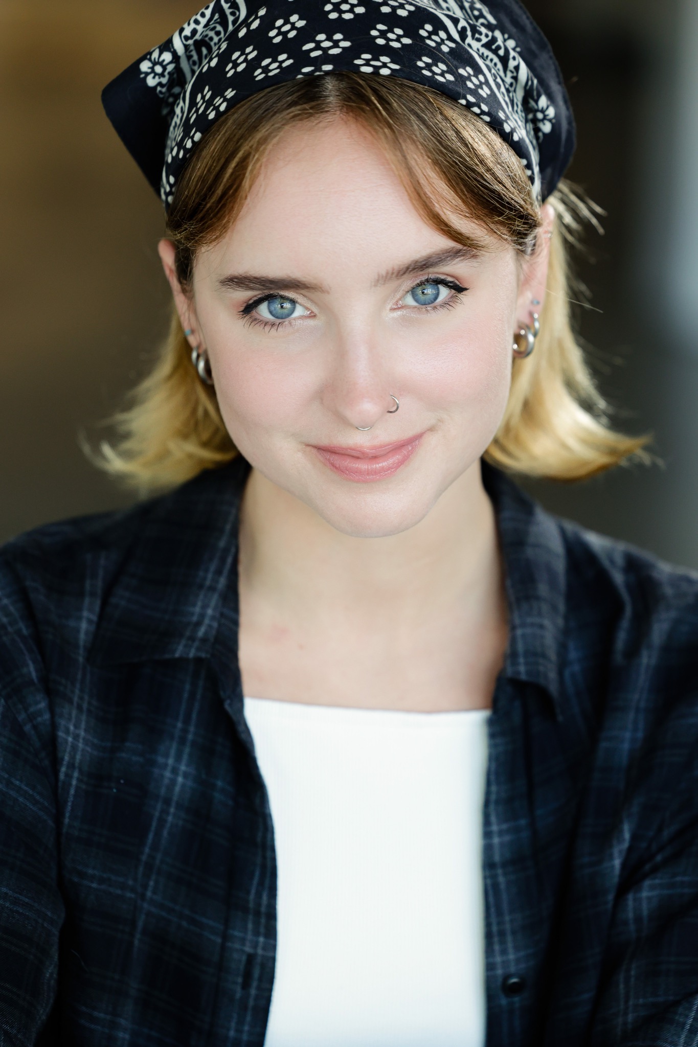 Distinctive, individual headshot example